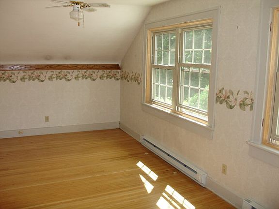 5th image of 40 Grand Blvd