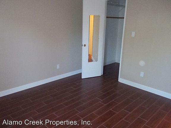 2nd image of 1625 Park Ln APT 73