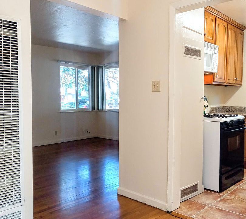 1st image of 575 S 11th St APT 7