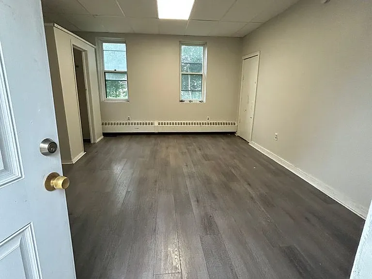 950 Saint Paul St — Photo 1