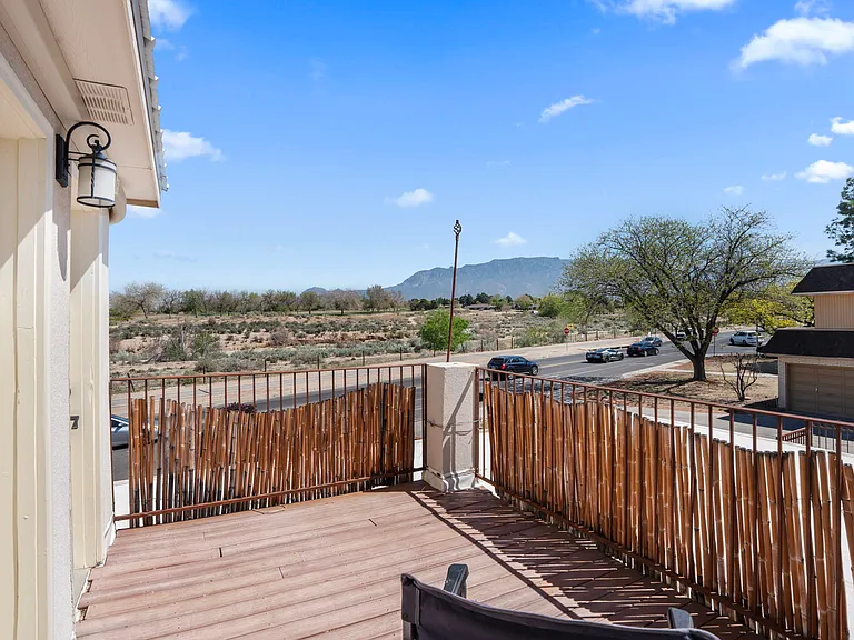 7508 Osuna Rd NE — Photo 9
