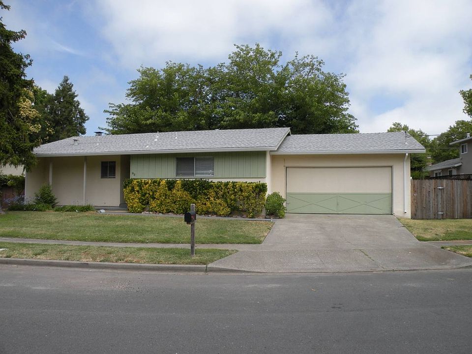 1st image of 82 Julian Ave