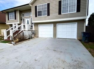 4692 Park Lake Ct, Norcross, GA 30093