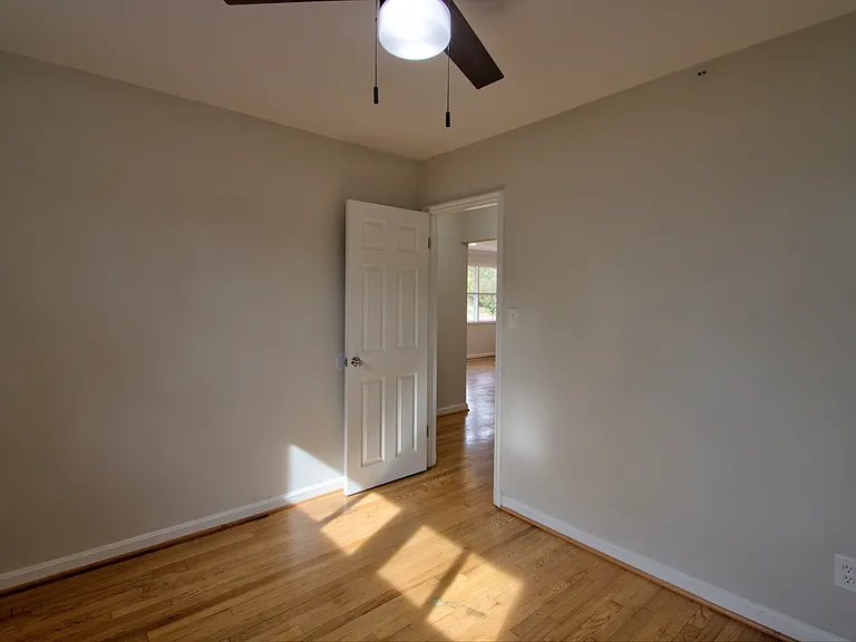 505 Nassau St — Photo 15