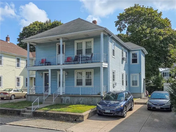 139-141 Tweed St, Pawtucket, RI 02861