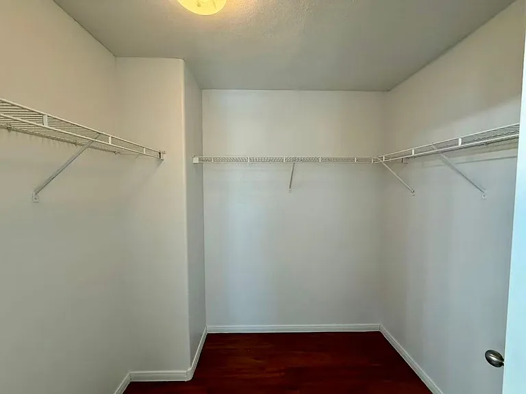 884 Blue Rosalie Pl — Photo 23