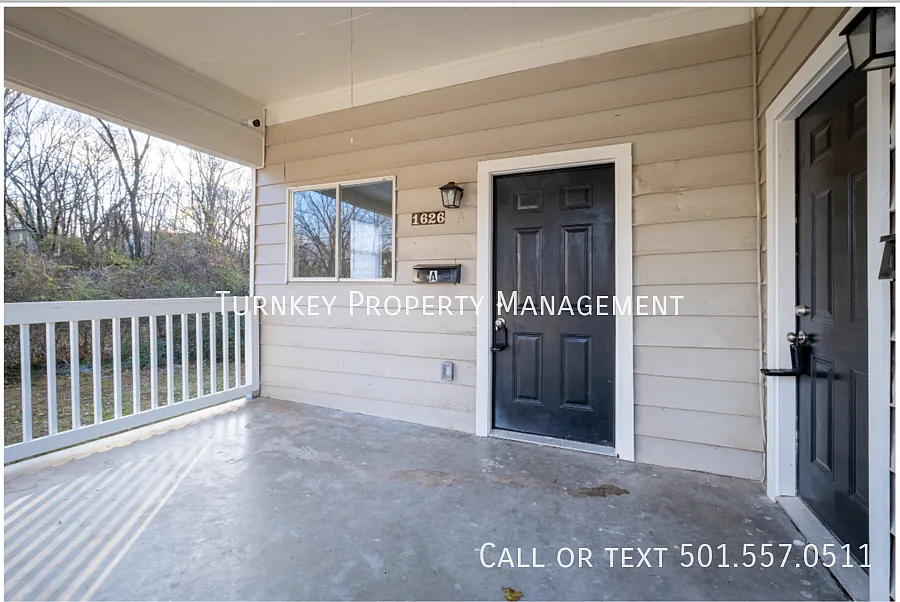1626 S Brown Street, Unit B — Photo 2