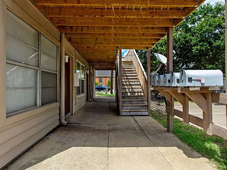 304 Tauber St #3 — Photo 3