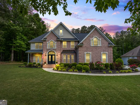 205 Buckhorn Trl, Fayetteville, GA 30214