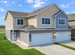 284 NW Caspian Ct #284, Waukee, IA 50263