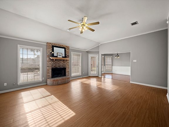 2nd image of 613 Brushy Creek Dr