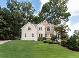 2540 Peregrine Trl, Suwanee, GA 30024