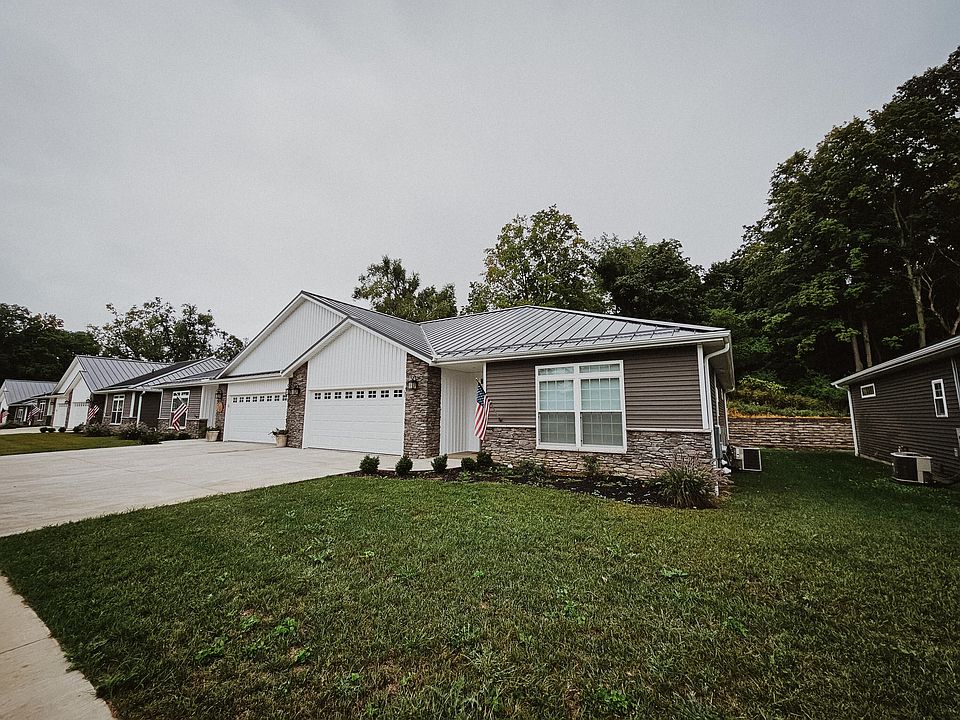1st image of 67 Hillsdale Commons Dr