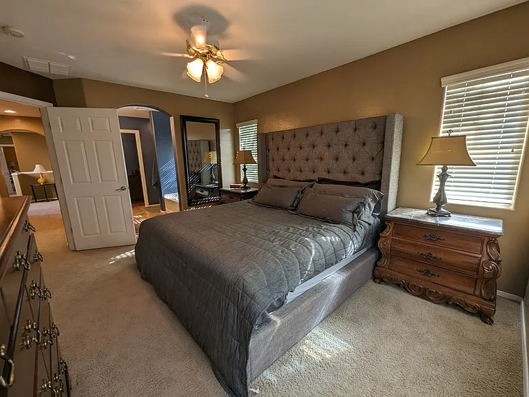 4721 E Redfield Rd — Photo 10