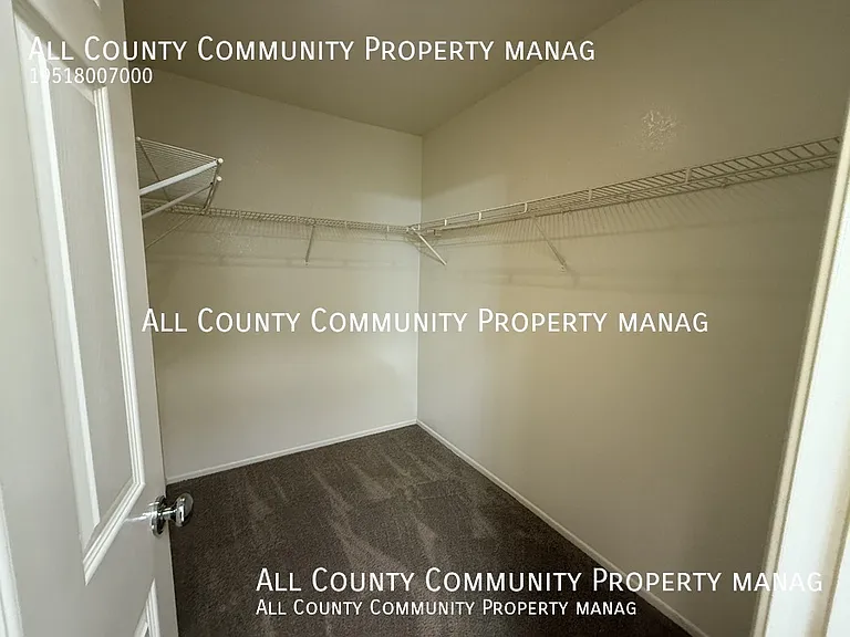 2277 Oak Ave — Photo 19