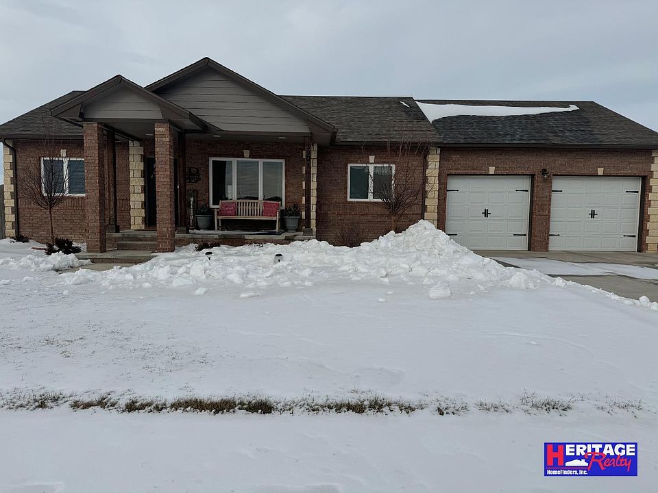 1st image of 3901 Cypress Dr