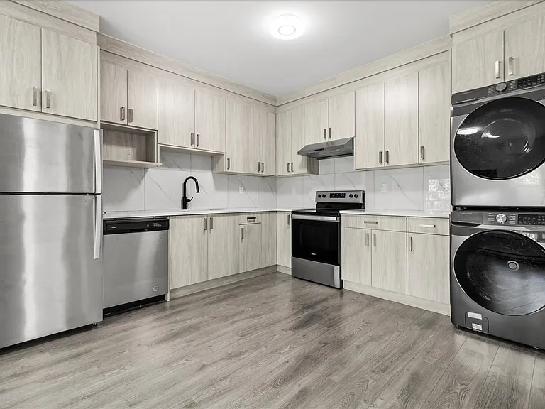 5988 Lindeman St #5B — Photo 1