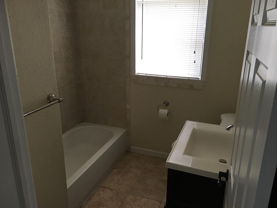 2nd image of 508 Westminster Ave