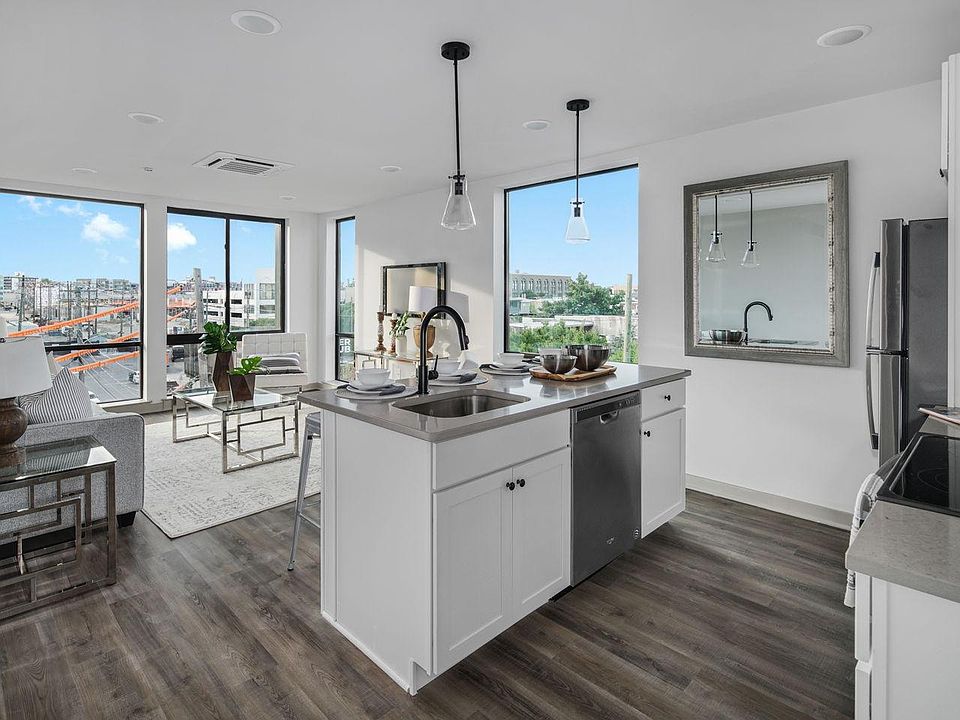 1st image of 1018 Germantown Ave #606