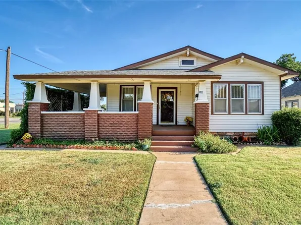 401 E Walnut St, Altus, OK 73521