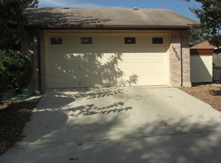 16303 Elk Hollow St, San Antonio, TX 78247