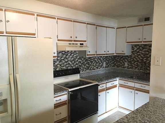 2nd image of 3503 Kingsley Ct APT C