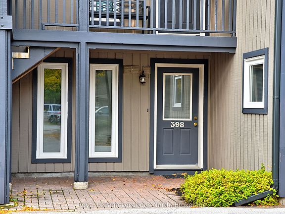 3rd image of 398 Mariners Way #4