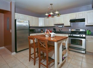 1032 Morning Glory Dr, Monroe Twp, NJ 08831