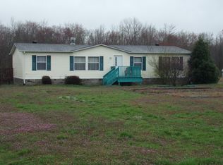1828 Parker Rd, Manchester, TN 37355