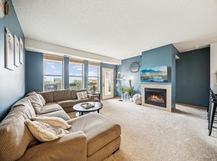 150 E Burnsville Pkwy APT 408, Burnsville, MN 55337