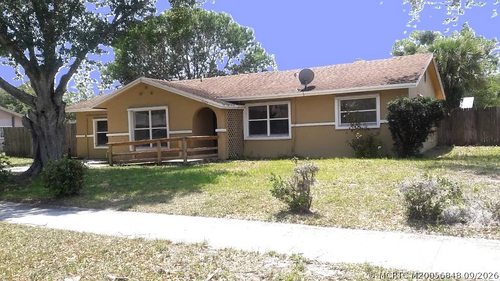 3 bed, 2.0 bath, 1635 sqft, $2,225 — Photo 1