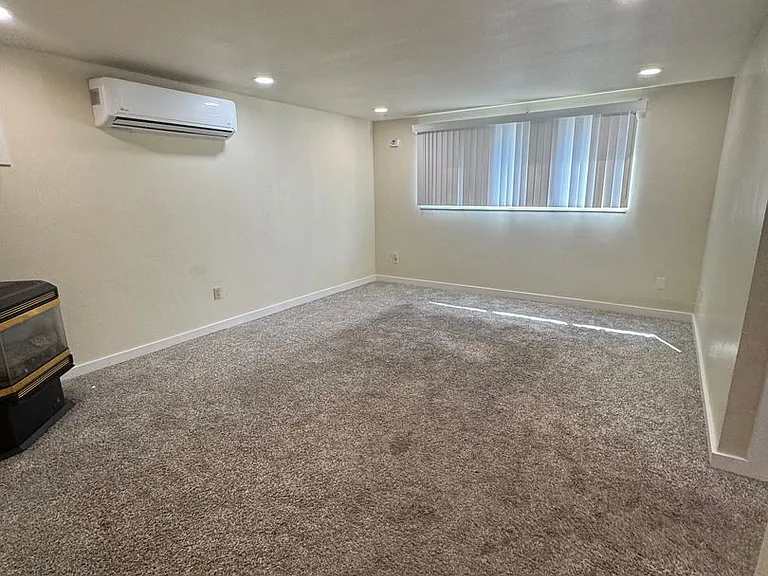 1509 S 1220 W — Photo 4