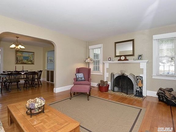 3rd image of 102 Wicks Ln