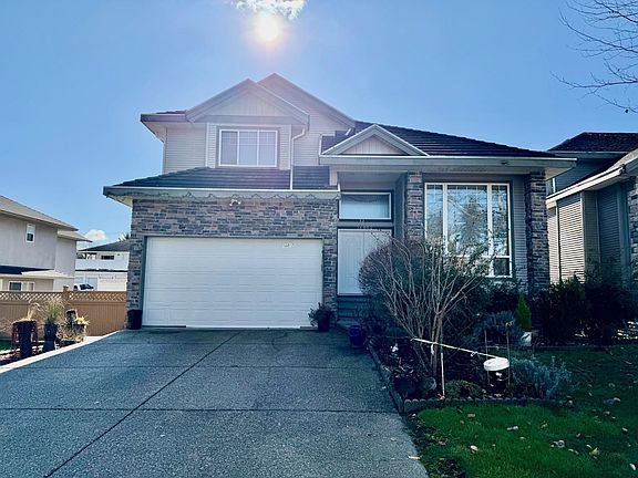 2nd image of 16072 96a Ave