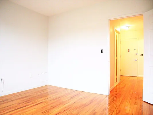 Rented by Level Group | media 34