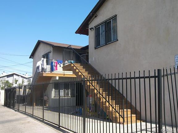 5th image of 25110 Marigold Ave
