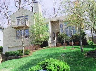 552 Harpeth Trace Dr, Nashville, TN 37221