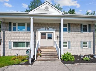 7 Hamiltonian Dr, Red Bank, NJ 07701