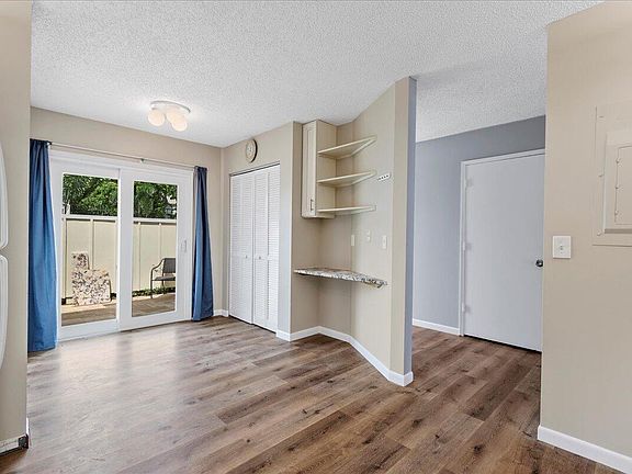 4th image of 6175 Riverwalk Lane #5