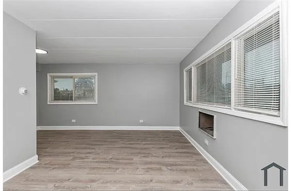 7806 S Troy St #2 photo 1