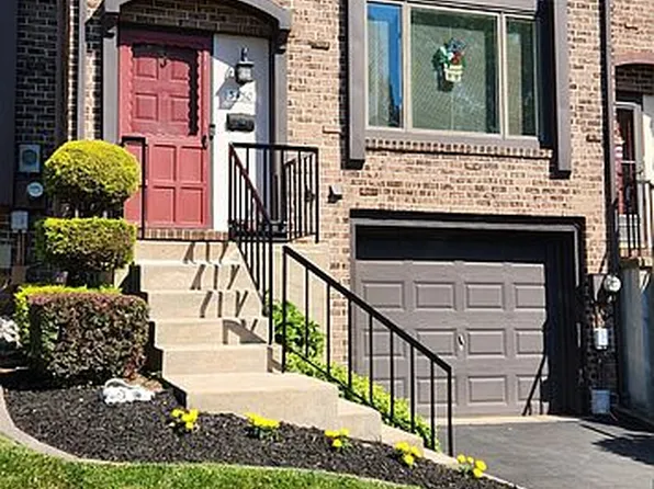 3430 E Gate Ct, Holland, PA 18966