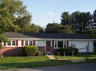 620 Cherry St, Abingdon, VA 24210