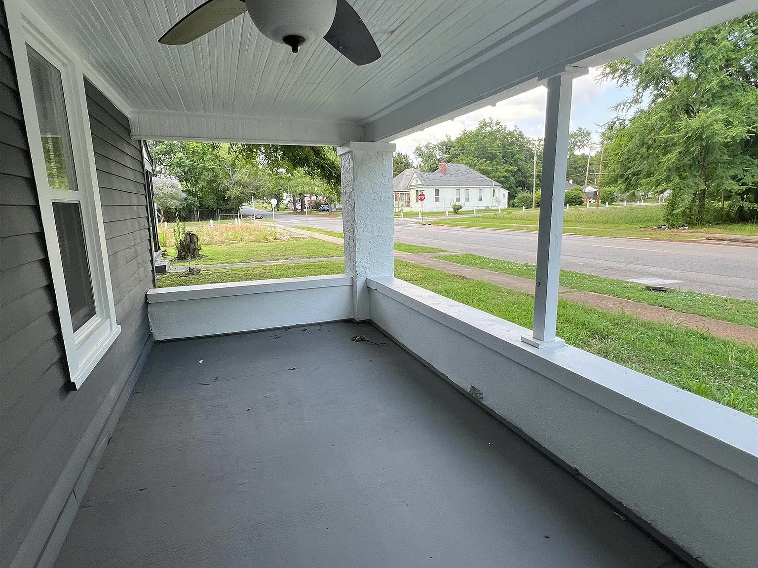 4 bed, 2.0 bath, $1,550 — Photo 3