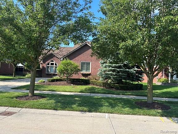 2nd image of 18987 Pine Ln