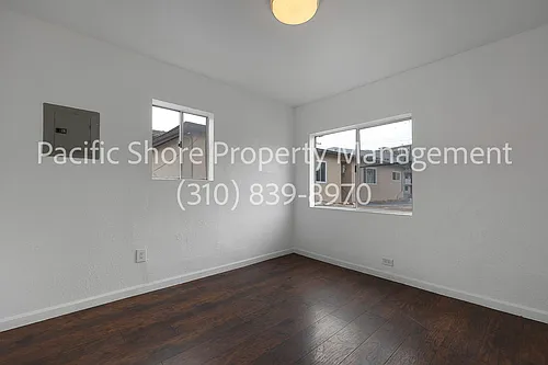 839 Bartlett Apartments Photo 1