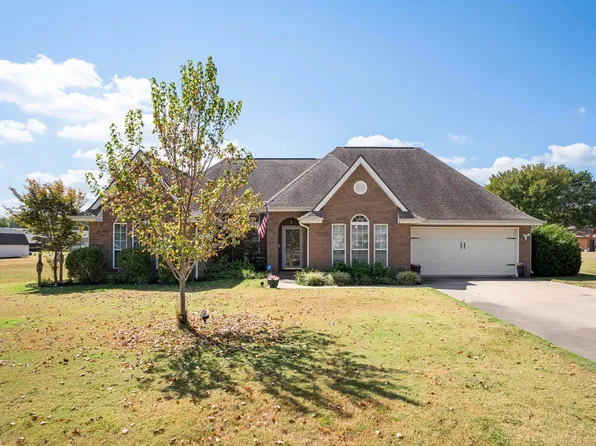 1046 Hillside Rd, Grove, OK 74344