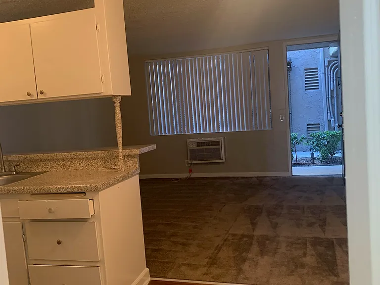 628 Sepulveda Blvd — Photo 13