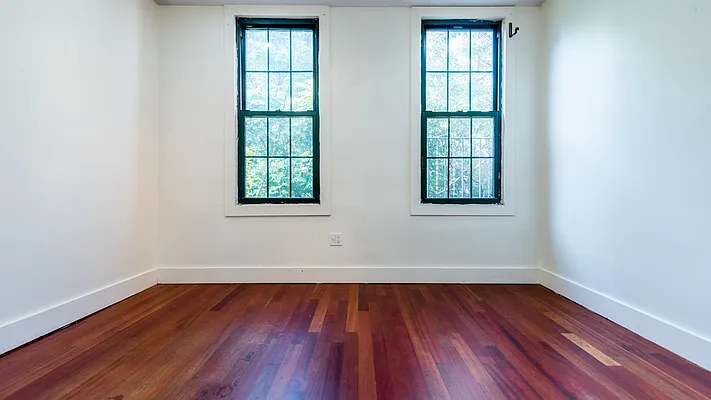 Rented by Nooklyn NYC LLC | media 36