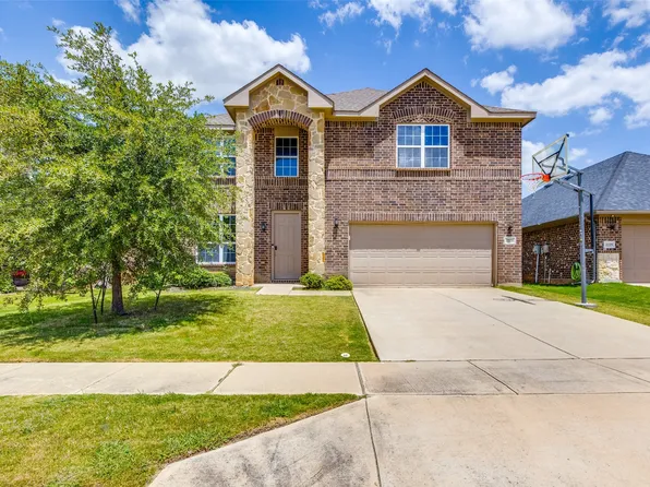 2221 Juarez Dr, Fort Worth, TX 76177