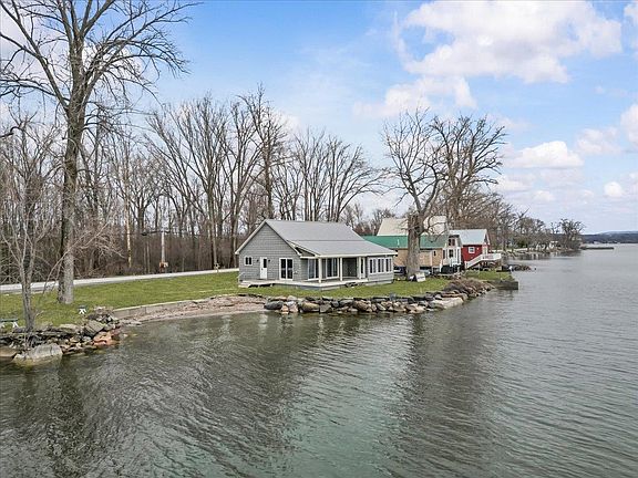 3rd image of 1223 Hathaway Point Road